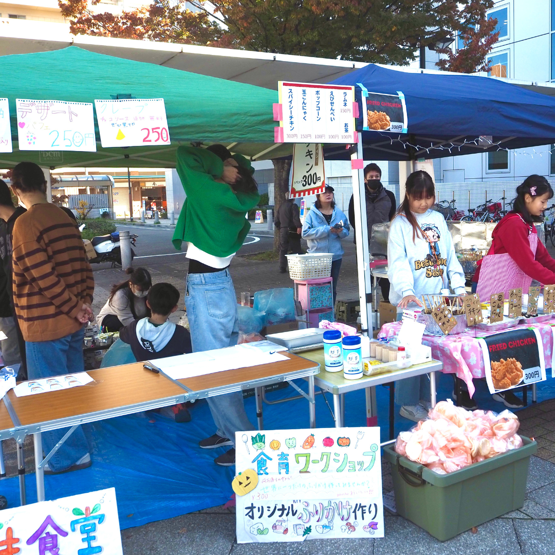しゃかしゃかポップコーン・手作りふりかけワークショップ・ラムネ飲料販売・オーナメントワークショップ こども食堂「みらいのたね」