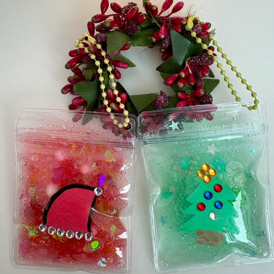 クリスマス・ワークショップ「ボンボンドロップぷにぷにスライムキーホルダー」